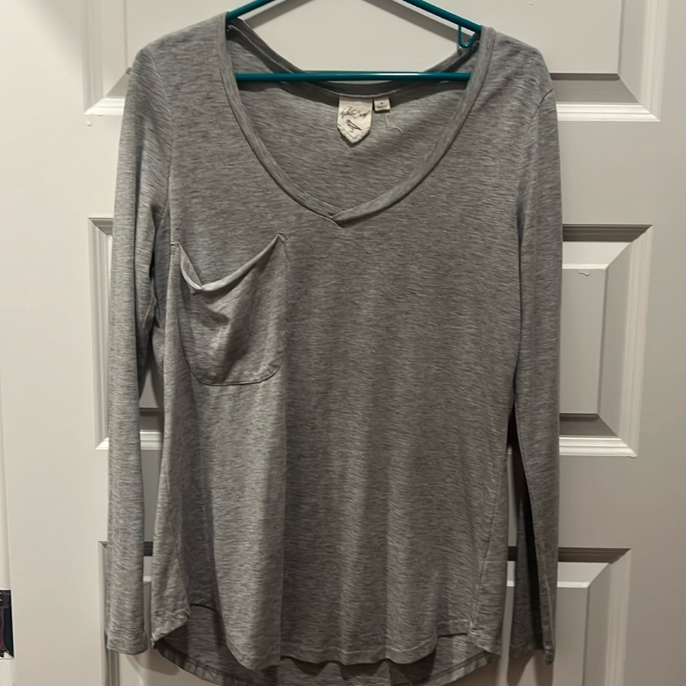 Grey light weight long sleeve shirt